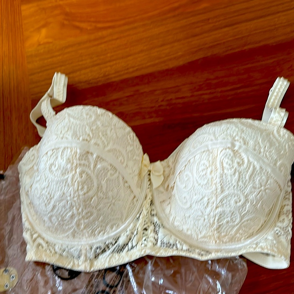 Adore Me Ivory Lace Bra